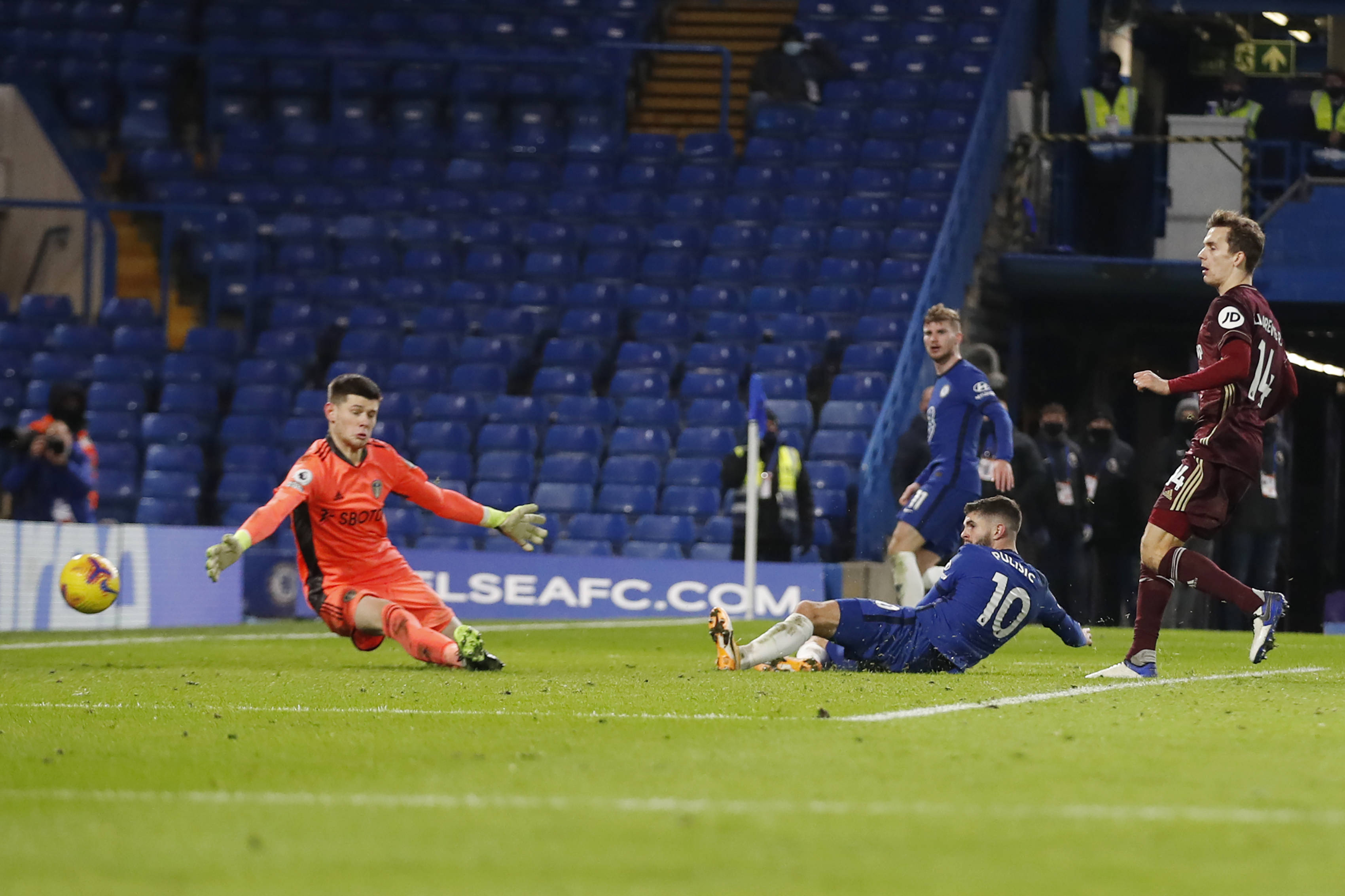 其中一个进 其中一个进